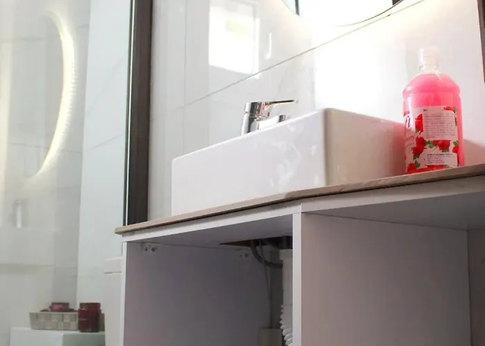 Old Town - Bright & Fully Equipped Apartamento Patras